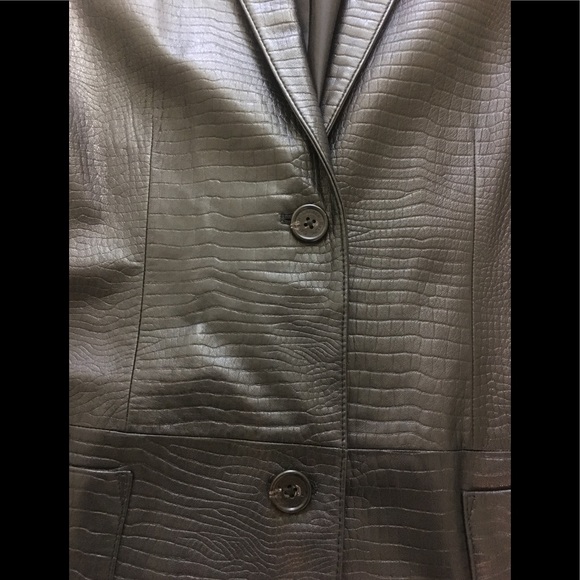 SOLD- Lauren Ralph Lauren Leather Jacket Women’s M - Picture 5 of 12